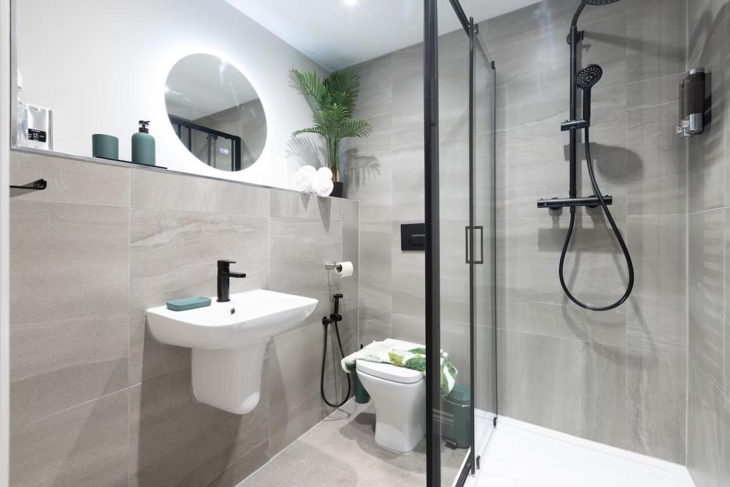 Modern City Apartment - Sleeps 4 & Walk To Arena Leeds  Exterior foto